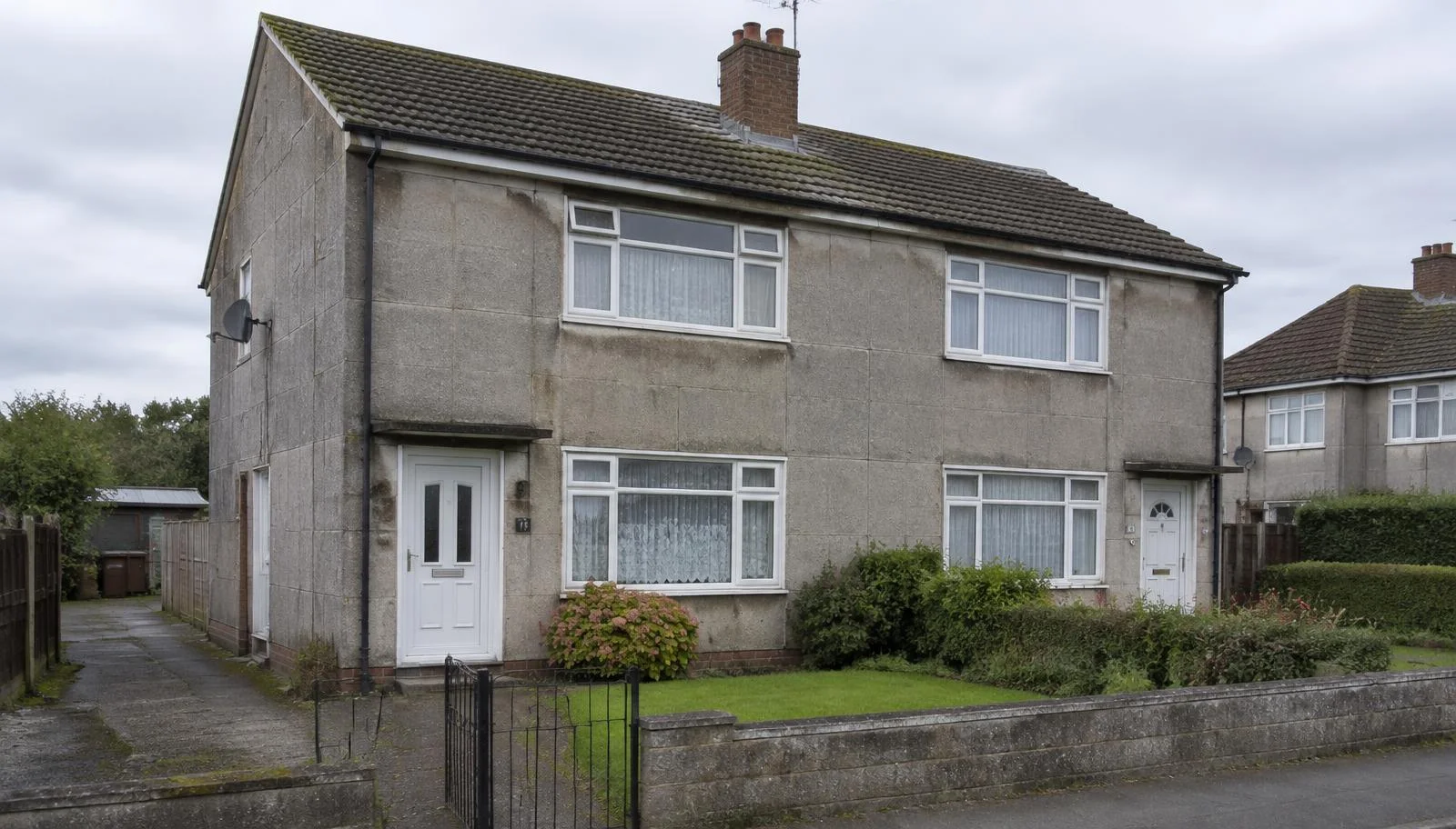 Can I Get a Mortgage on a Concrete or PRC House?